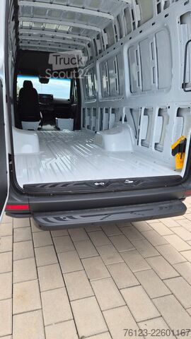 Yüksek tavanlı panelvan MERCEDES-BENZ Sprinter III Kasten  519 CDI RWD 4x 4 Allrad