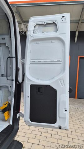Yüksek tavanlı panelvan MERCEDES-BENZ Sprinter III Kasten  519 CDI RWD 4x 4 Allrad
