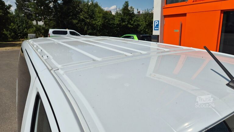 Minibüs Citroën SpaceTourer Opel Zafira Plus M 9 Sitzer
