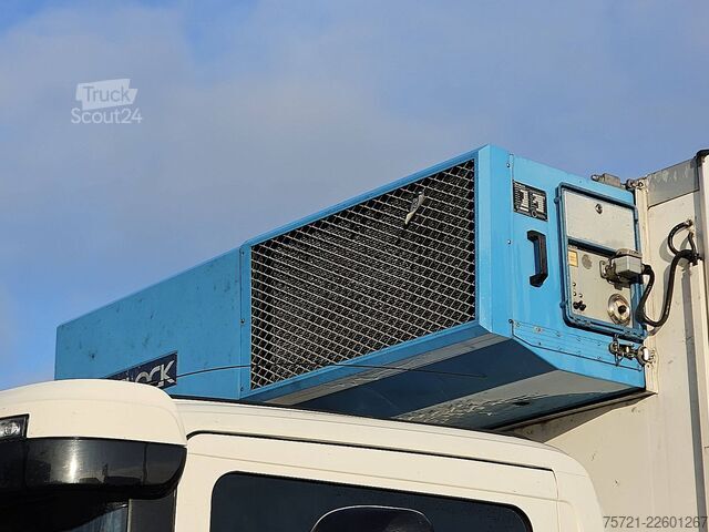 Trasporto refrigerato/congelato SCANIA P320 6X2*4 LAMBERET FRIGO