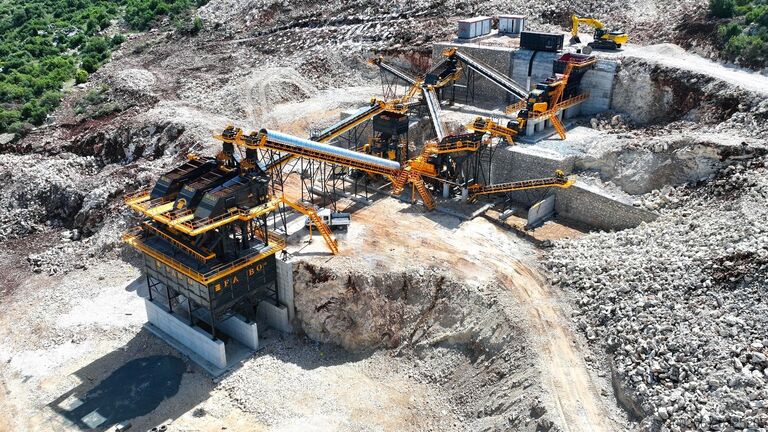 Steinbrecher FABO 500-600 TPH Stone Crusher Plant