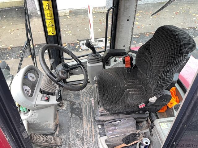 Lader Yanmar V80