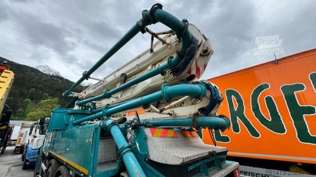 Beton pompası kamyonu MERCEDES-BENZ Arocs 2836 6x4 Betonpumpe Bj 2017