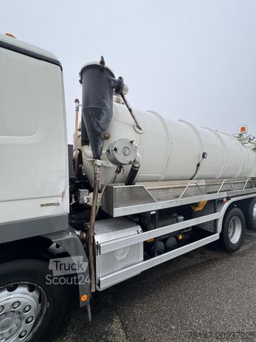 Saugwagen MERCEDES-BENZ 2541 6x2*4 Actros MP3 Lenk/Lift Vakuum-Saugwagen