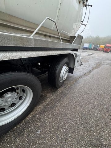 Camión volquete MERCEDES-BENZ 2545 Actros 6x2*2 Absetzer Meier Lenk/Lift AHK