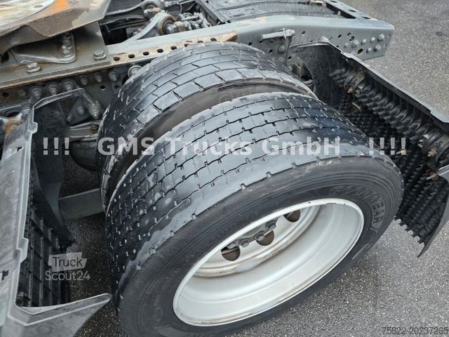 Prostorninska vlačilna enota MERCEDES-BENZ Actros 1845 / 2 Tank / 2 Bett / Big Space / Ret