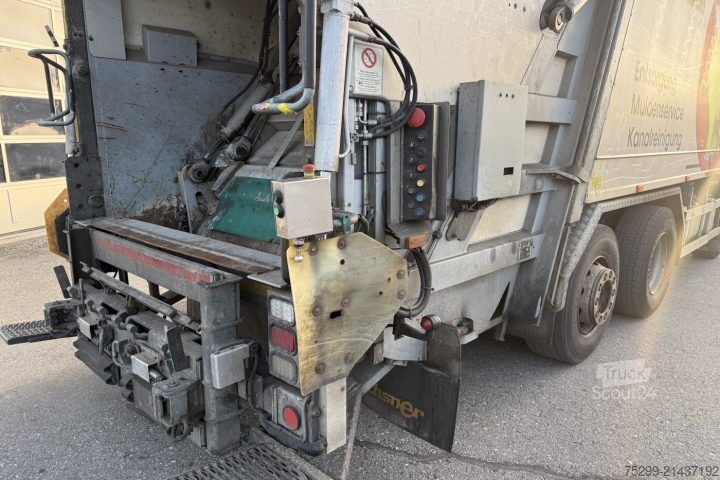 Çöp kamyonu Scania P320LB 6x2*4 PowerPress 21 / Swiss-Vehicle