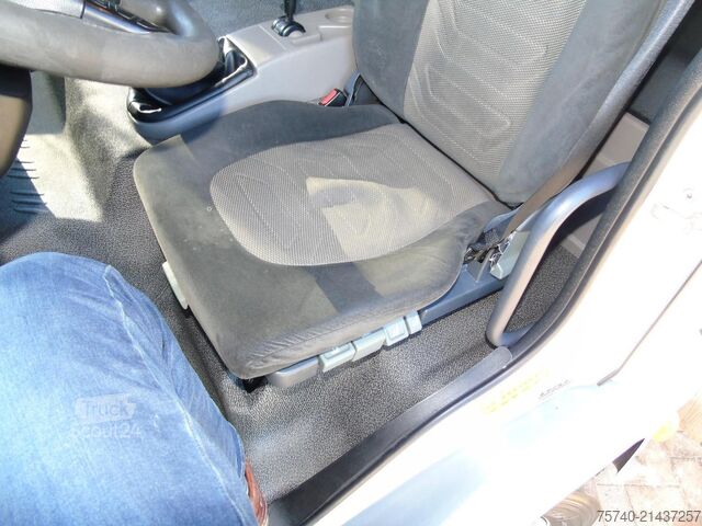 Alváz vezetőfülkével DAF LF 45.160 + euro 5 + manual