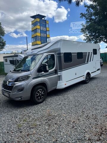 Polointegrovaný karavan Carado T447 pro+ 24