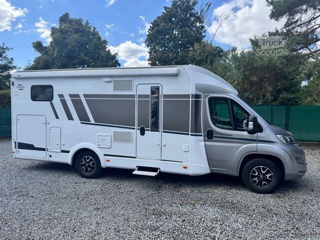 Polointegrovaný karavan Carado T447 pro+ 24