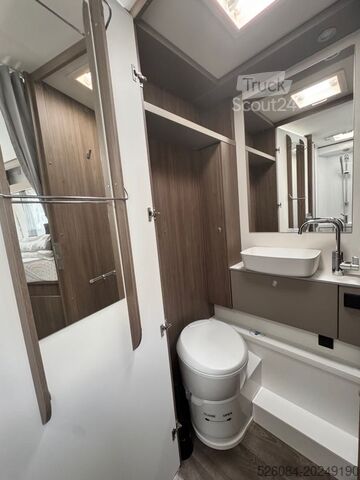 Polointegrovaný karavan Carado T447 pro+ 24