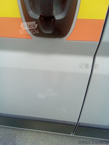 τροχόσπιτο/αυτοκινούμενο τροχόσπιτο Fiat Weinsberg Carabus 600 K | 4 Posti Letto | Completamente Attrezzato