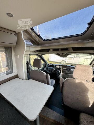 Polointegrovaný karavan Carado T447 pro+ 24