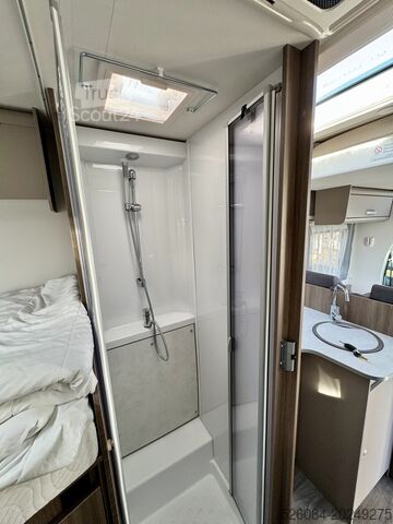 Polointegrovaný karavan Carado T447 pro+ 24