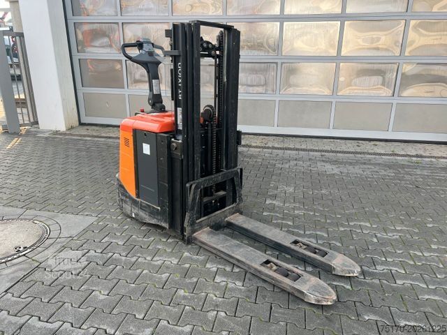 Hochhubwagen TOYOTA SPE 125 L / nur 382h ! / Hochhubwagen /  3.350mm