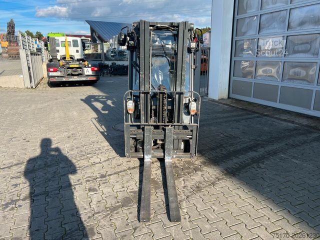 Chariot élévateur frontal LINDE E14 - 01 / Triplex: 4.10m! / SS / nur 986h!