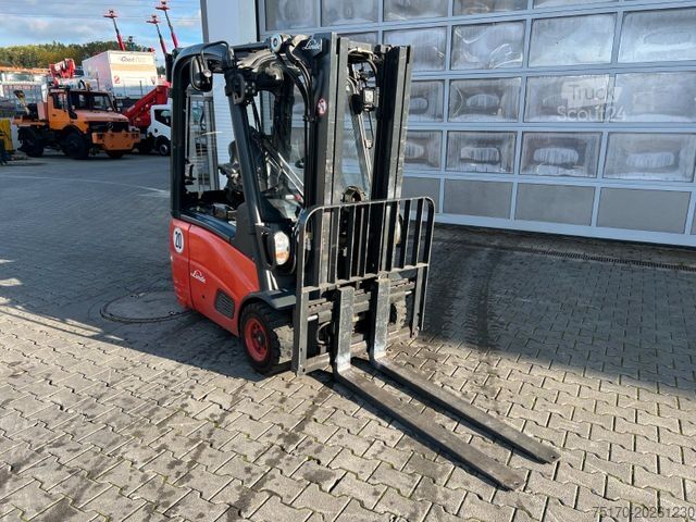 Chariot élévateur frontal LINDE E14 - 01 / Triplex: 4.10m! / SS / nur 986h!