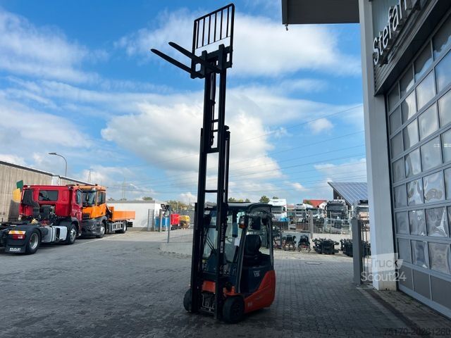 Frontstapler TOYOTA 8FBET15 / Triplex: 4.30m / nur 1.187h! / SS