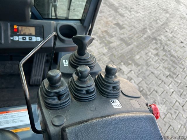 Frontstapler TOYOTA 8FBET15 / Triplex: 4.30m / nur 1.187h! / SS