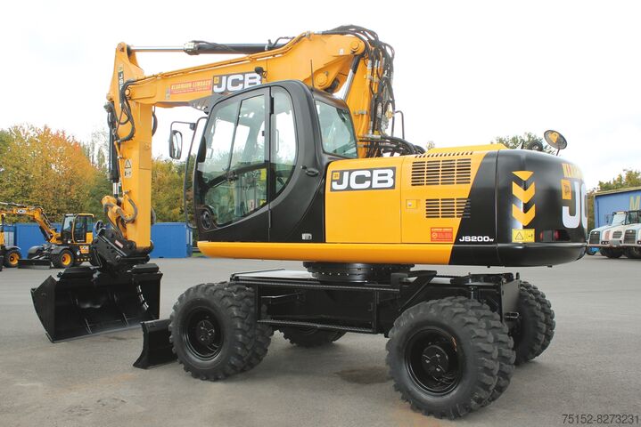 حفارة بعجلات JCB JS 200 W mit OilQuick