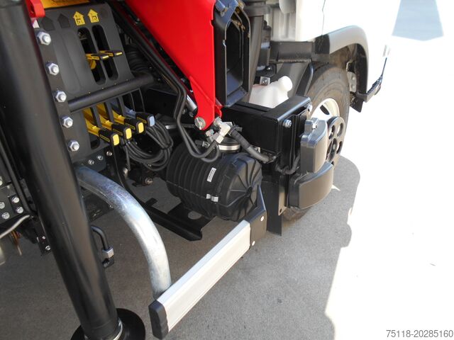 ανατρεπόμενο φορτηγό Isuzu M30 - GRU PALFINGER PK5001 + RIBALTABILE