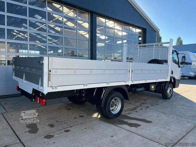 Príves na plošinu Mercedes-Benz Accelo 915 4x2 Flatbed with dropsides