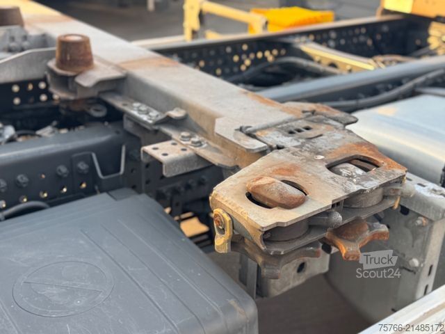 Mainomas kėbulo sunkvežimis MERCEDES-BENZ ACTROS 2553 L / LENKACHSE / 2 x AHK / MULTIW.