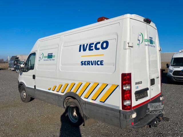 Vans ar augstu jumtu IVECO Daily 35C21 3,0 Hoch/Mittel,153Tkm,Klimaanlage