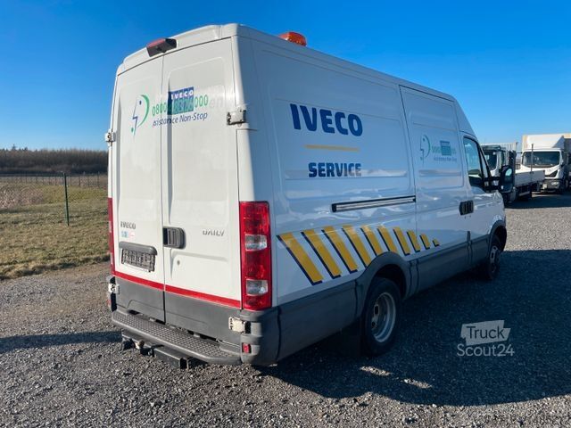 Vans ar augstu jumtu IVECO Daily 35C21 3,0 Hoch/Mittel,153Tkm,Klimaanlage