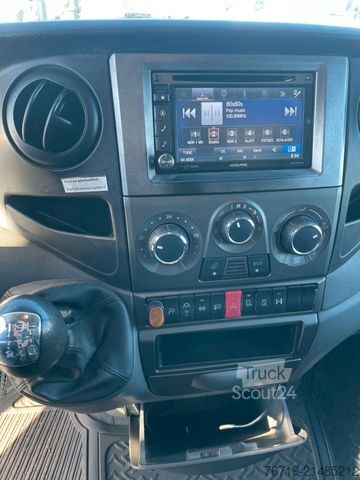 Vans ar augstu jumtu IVECO Daily 35C21 3,0 Hoch/Mittel,153Tkm,Klimaanlage