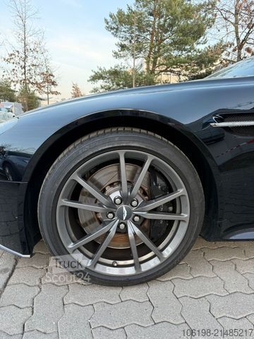 Kombijevsko vozilo ASTON MARTIN V8 Vantage N430