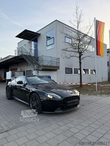 Kombijevsko vozilo ASTON MARTIN V8 Vantage N430