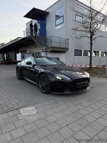 Kombijevsko vozilo ASTON MARTIN V8 Vantage N430