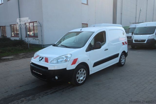 Kastenwagen PEUGEOT Nr.135 Partner L1 Klima / 5 Gang