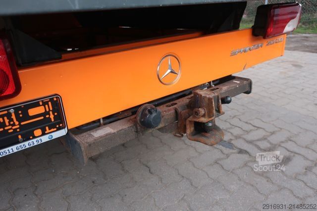 Pick-up furgon MERCEDES-BENZ Sprinter II Pritsche/DoKa 213 CDI/AHK/Nr. 74