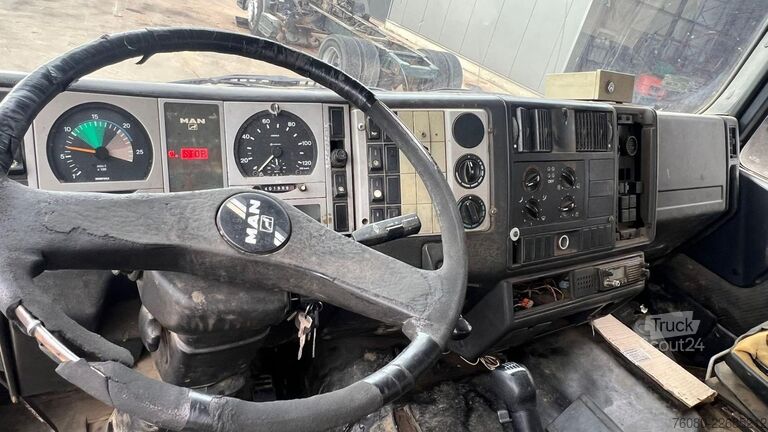 Damperli kamyon MAN 33.343 (BIG AXLE / 13 T AXLES / GRAND PONT / LA...