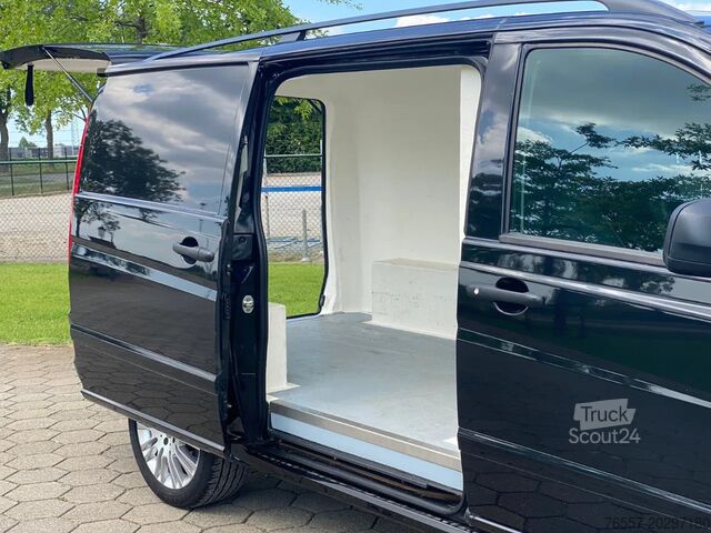 Furgão de caixa Mercedes-Benz Vito V6  6-Cilinder 2014.  79210km.
