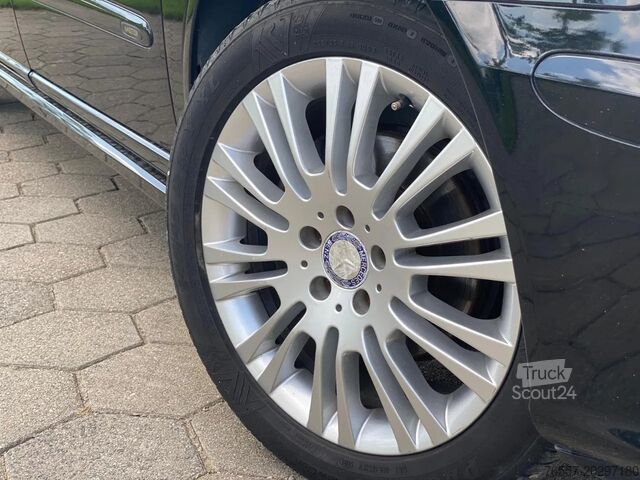 Furgão de caixa Mercedes-Benz Vito V6  6-Cilinder 2014.  79210km.