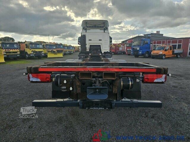 Výměnná nástavba nákladní vůz MAN TGS 26.320 6x2 BDF Mitnahmestapler AHK 1. Hand