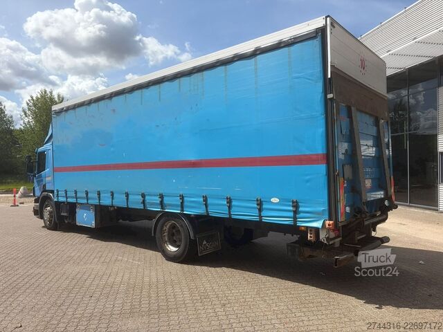 Tovornjak s ploščadjo SCANIA P230