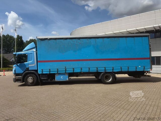 Tovornjak s ploščadjo SCANIA P230