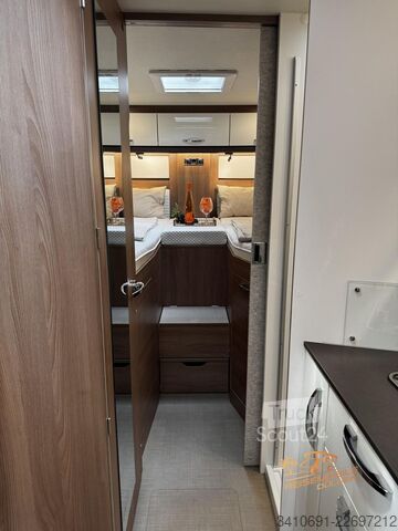Camping-car semi-intégré BÜRSTNER Lyseo TD Harmony Line 727 G Harmony Line Paket
