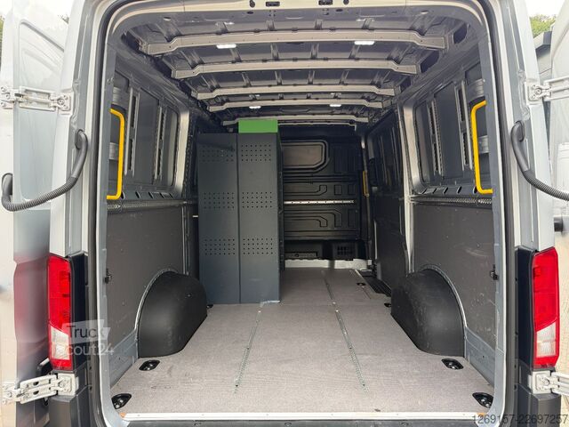 Panelová dodávka VW Crafter Kasten 35 L2H1 *AHK3t* Navi Kamera