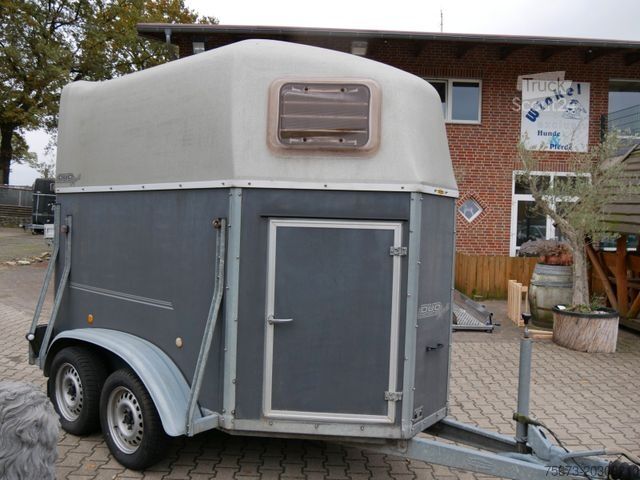 Remorque de transport de chevaux BÖCKMANN Duo Esprit mit Sattelkammer