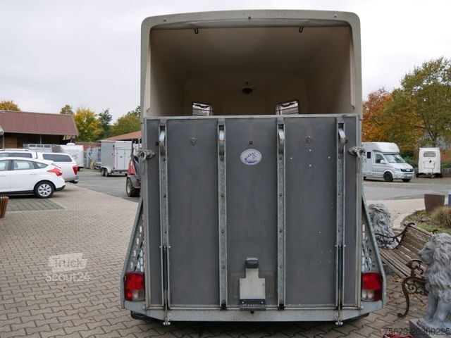 Přívěs pro přepravu koní BÖCKMANN Duo  mit Sattelkammer