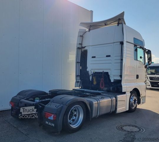 Tilavuusyksikköveturi MAN TGX 18.460 4x2 LLS-U ACC Intarder XXL 2x Tank