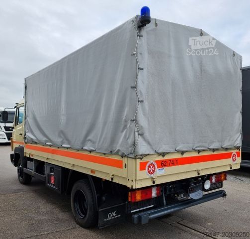 Transporter mit Pritsche & Plane MERCEDES-BENZ 811 großes Haus / Doka 5 Sitzer AHK ex-DRK