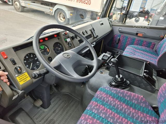 Transporter mit Pritsche & Plane MERCEDES-BENZ 811 großes Haus / Doka 5 Sitzer AHK ex-DRK