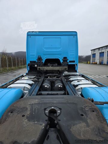 Autószállító teherautó SCANIA P460