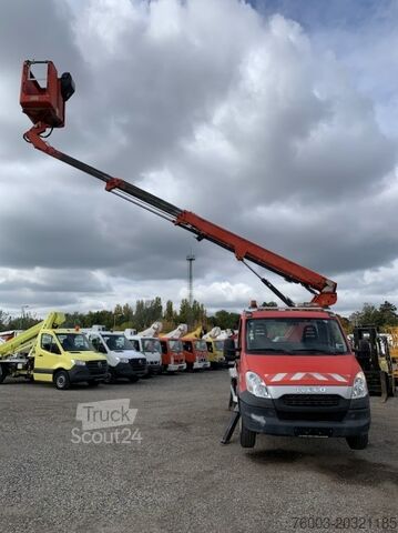Furgonetka Iveco Daily Isoli PT165 - 16,5 m